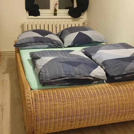 Zwei Etagen Im Grünen Apartment