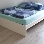 Zwei Etagen Im Gruenen * 베를린