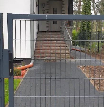 Zwei Etagen Im Grünen Apartment Berlin