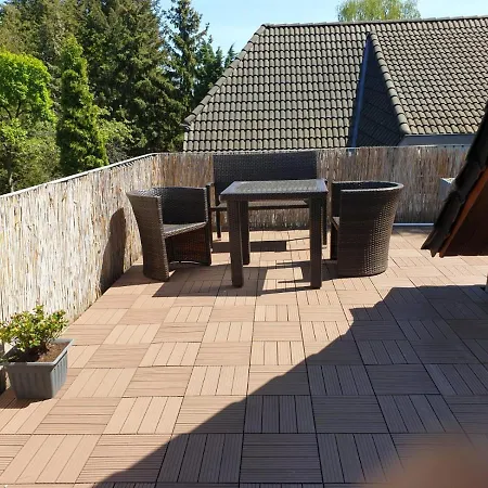 Zwei Etagen Im Grünen