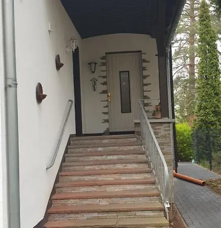 Zwei Etagen Im Grünen * Berlín