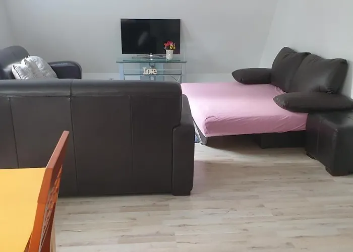 Zwei Etagen Im Grünen * Berlín